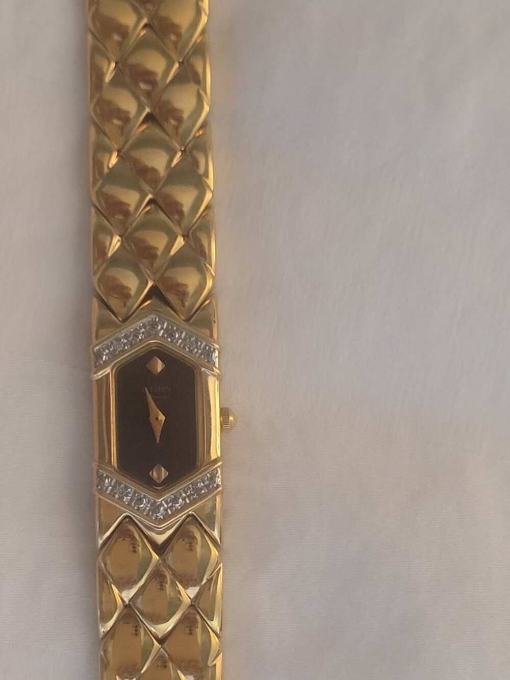 Ladies Citizen Watch Pave Diamonds